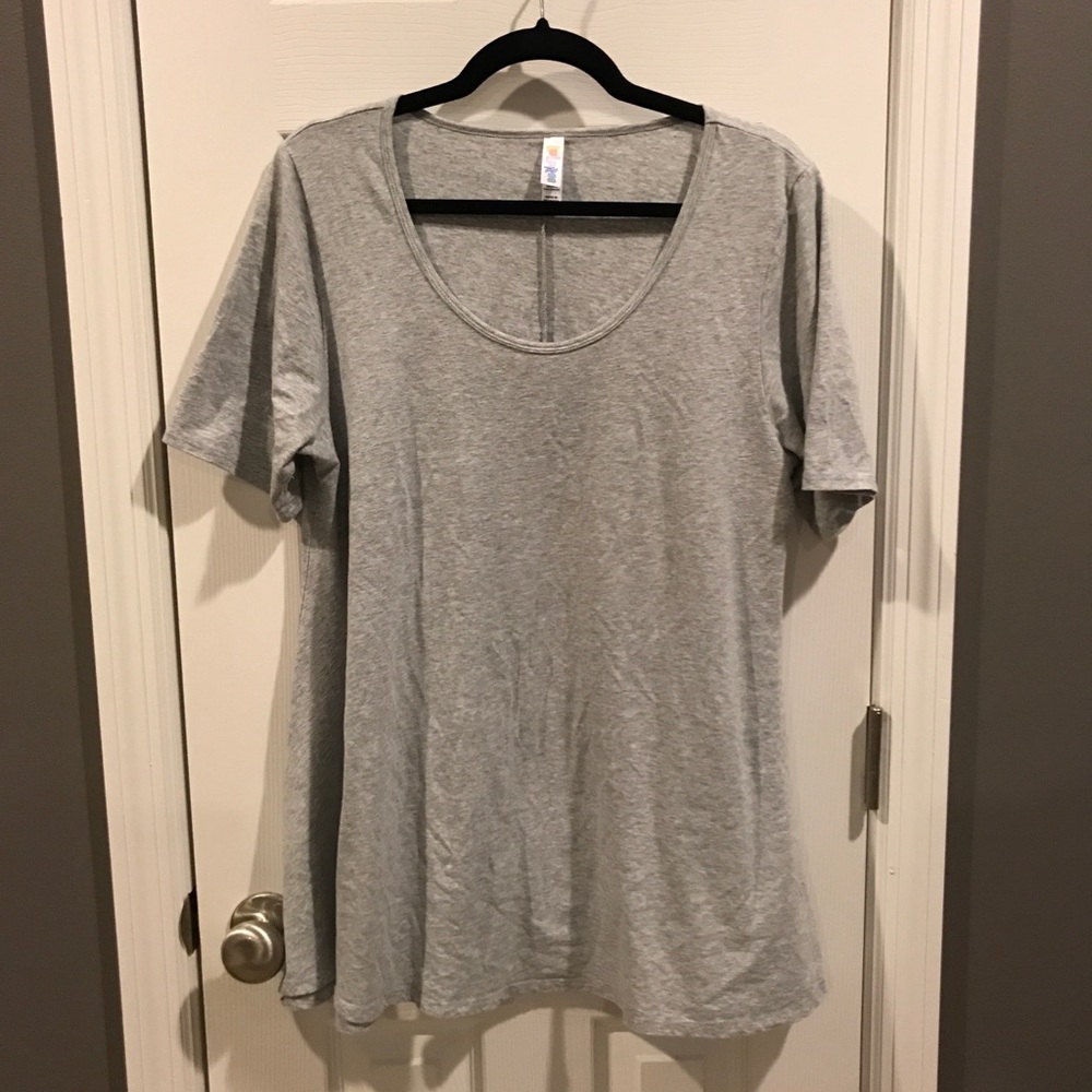 Lularoe Large Perfect Tee, VGUC
